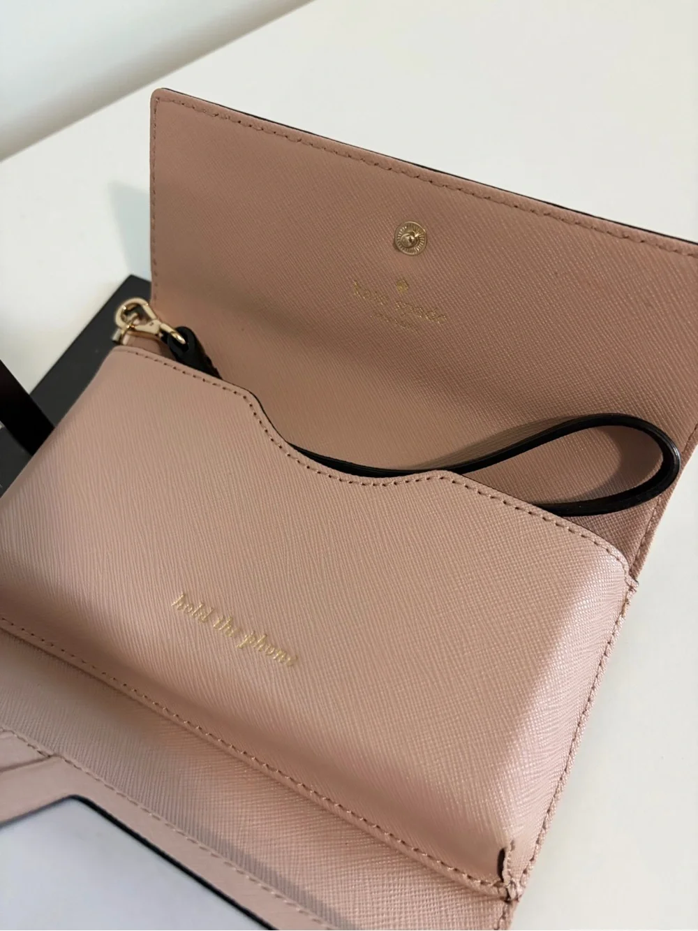 Kate Spade Baru 1978 White and Blush Two-Tone Wristlet